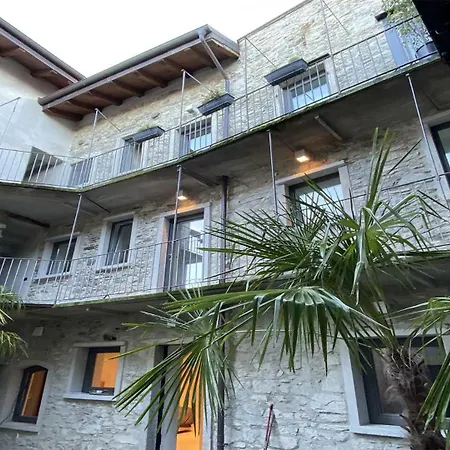 Skyline Retreat Στρέσα